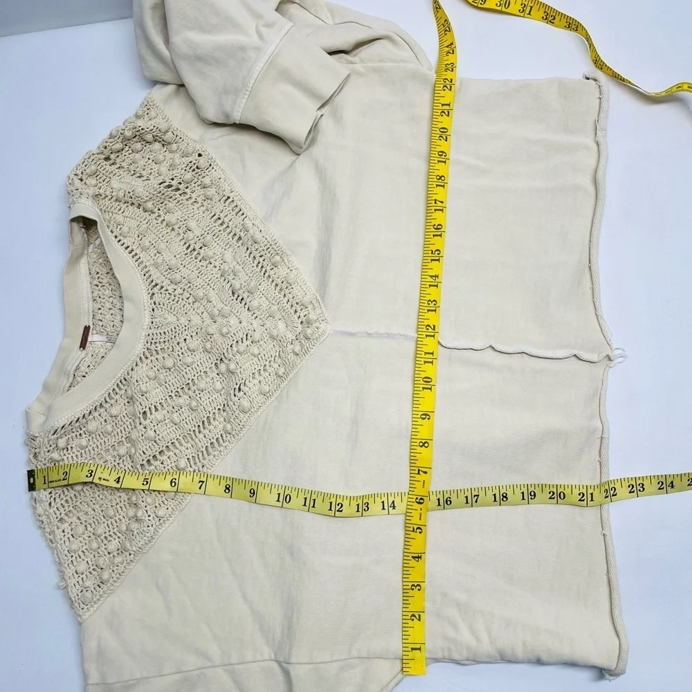 Free people crochet crop sweatshirt size M